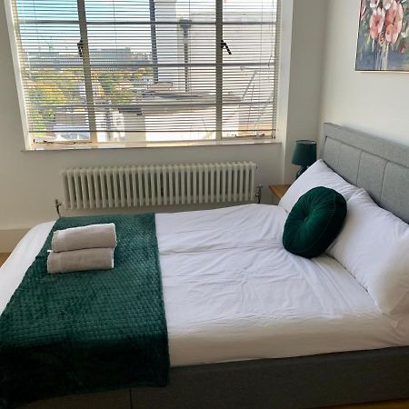 Beautiful Quality Apartment In Camden Town 런던 외부 사진